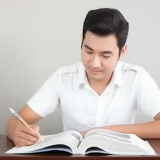 我相信我会提高我的词汇量和英语语法。