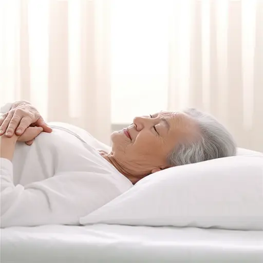 她死于自然原因。