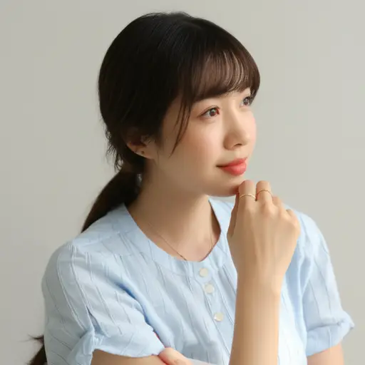 我不经常戴很多珠宝。