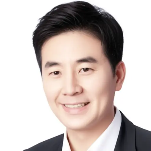 他给了我一个鼓舞人心的微笑。